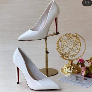 Women’s Black Patent Leather Pointed-Toe Stiletto Pumps
